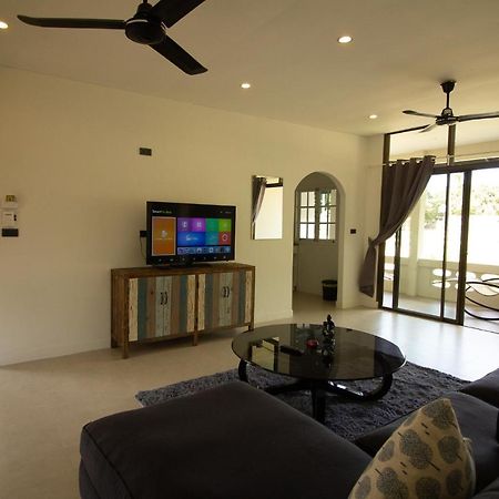 Aussieland Bungalows Ламай Бийч Екстериор снимка