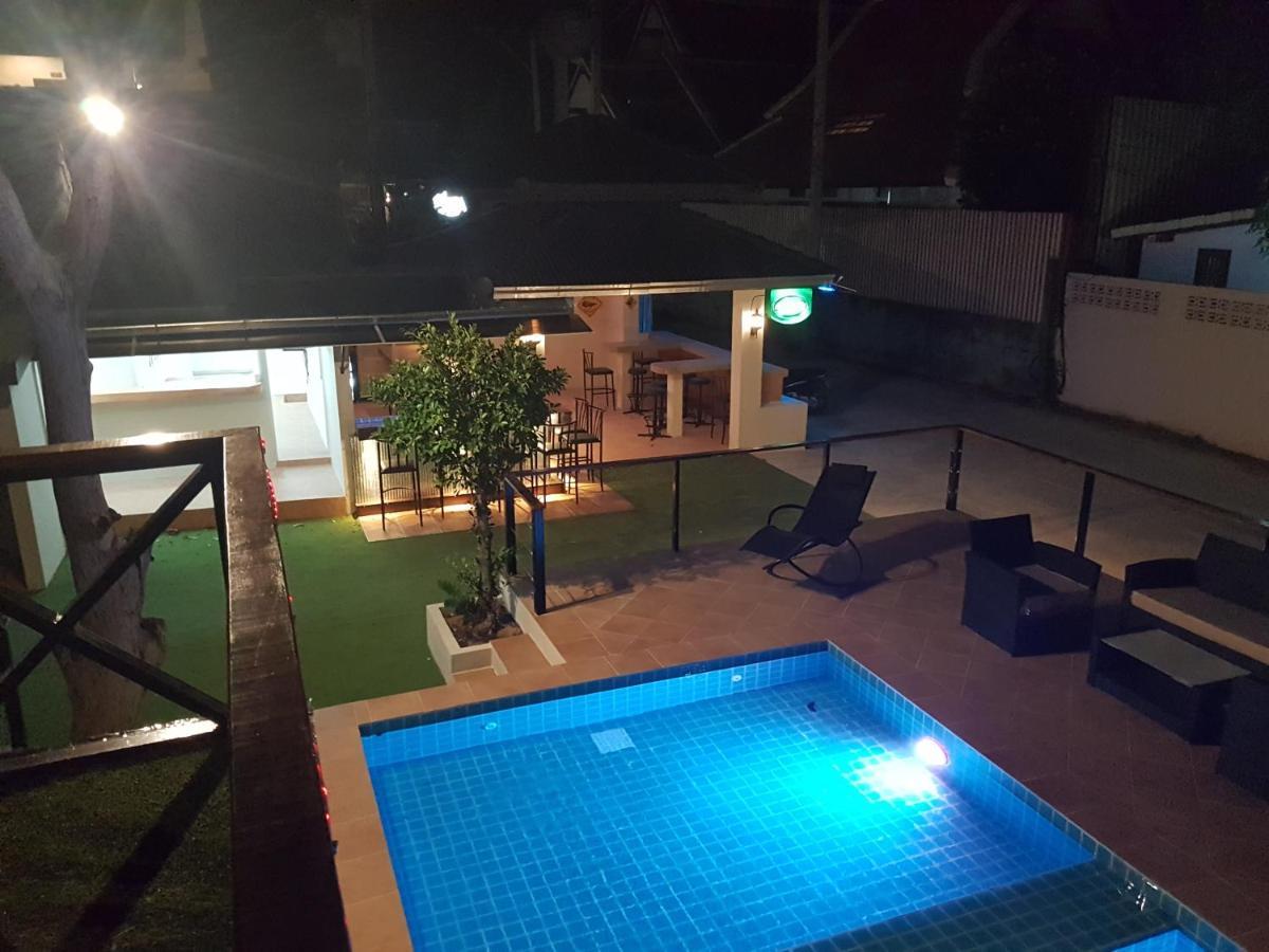 Aussieland Bungalows Ламай Бийч Екстериор снимка