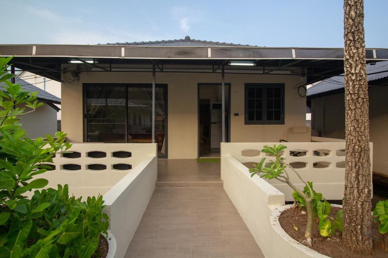 Aussieland Bungalows Ламай Бийч Екстериор снимка