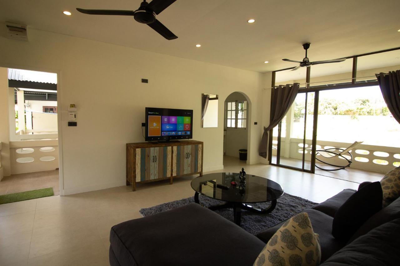 Aussieland Bungalows Ламай Бийч Екстериор снимка